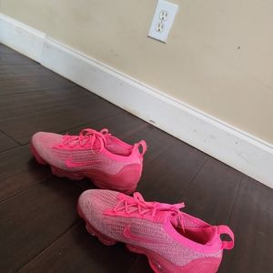 Pink VaporMax size 9